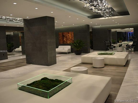 3rd image of 400 Sunny Isles Blvd #1022