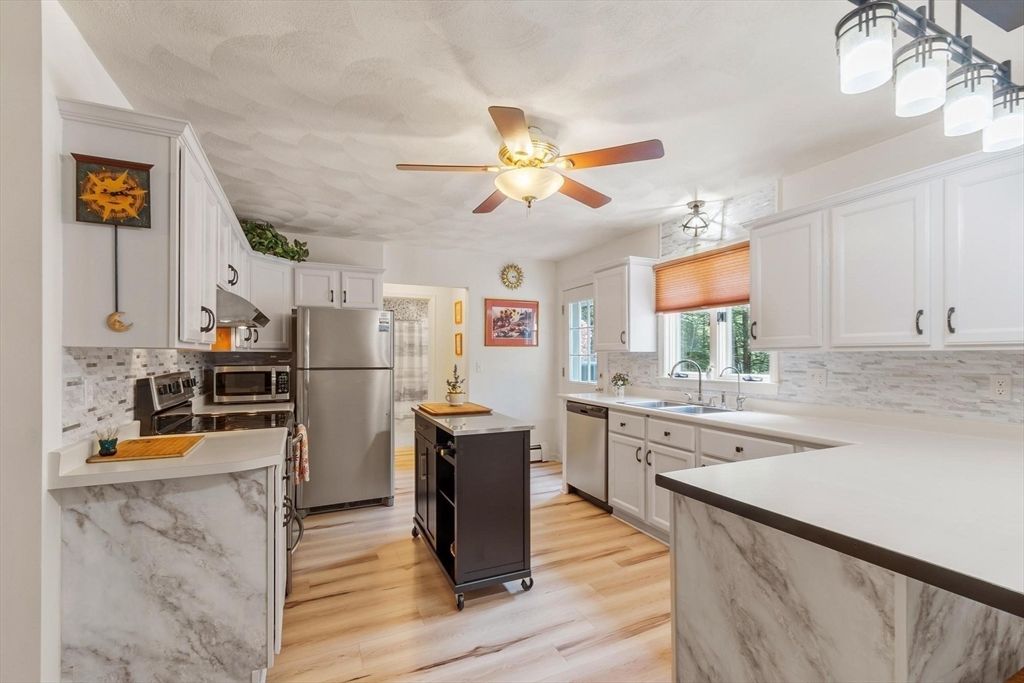 103 Warren Rd, Townsend, MA - View 6