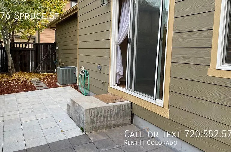 2176 Spruce St — Photo 21