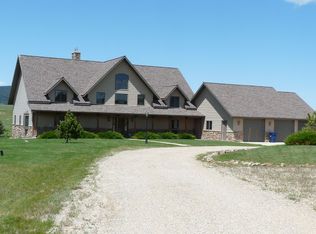 294 Bitterroot Dr, Lewistown, MT 59457