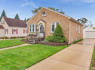 5526 36th Ave, Kenosha, WI 53144