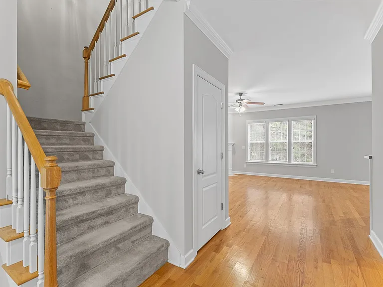 713 Magnolia Forest Ct — Photo 4