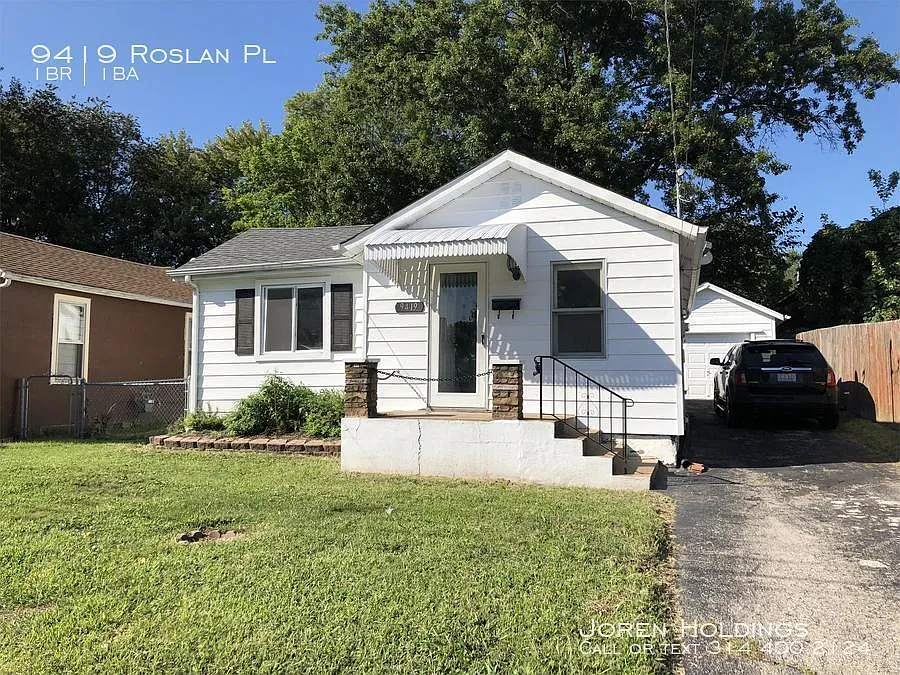 9419 Roslan Pl photo 1