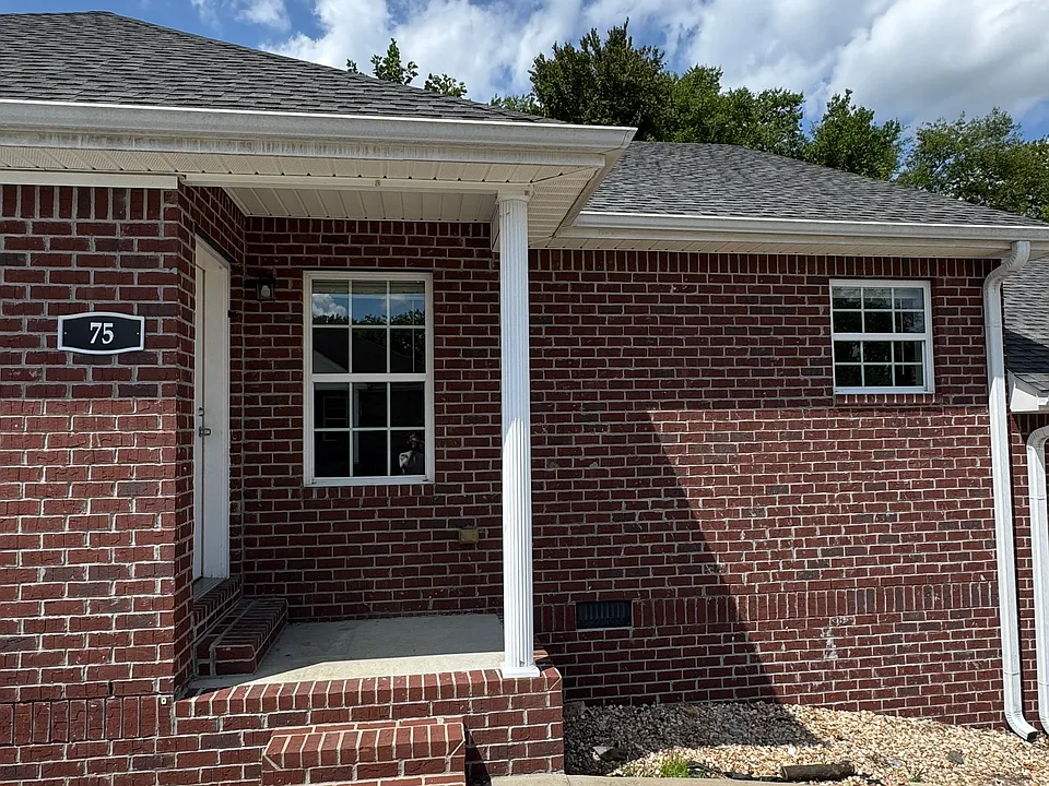 75 Village Ln #75