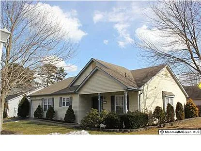 342 Gardenia Dr photo 1