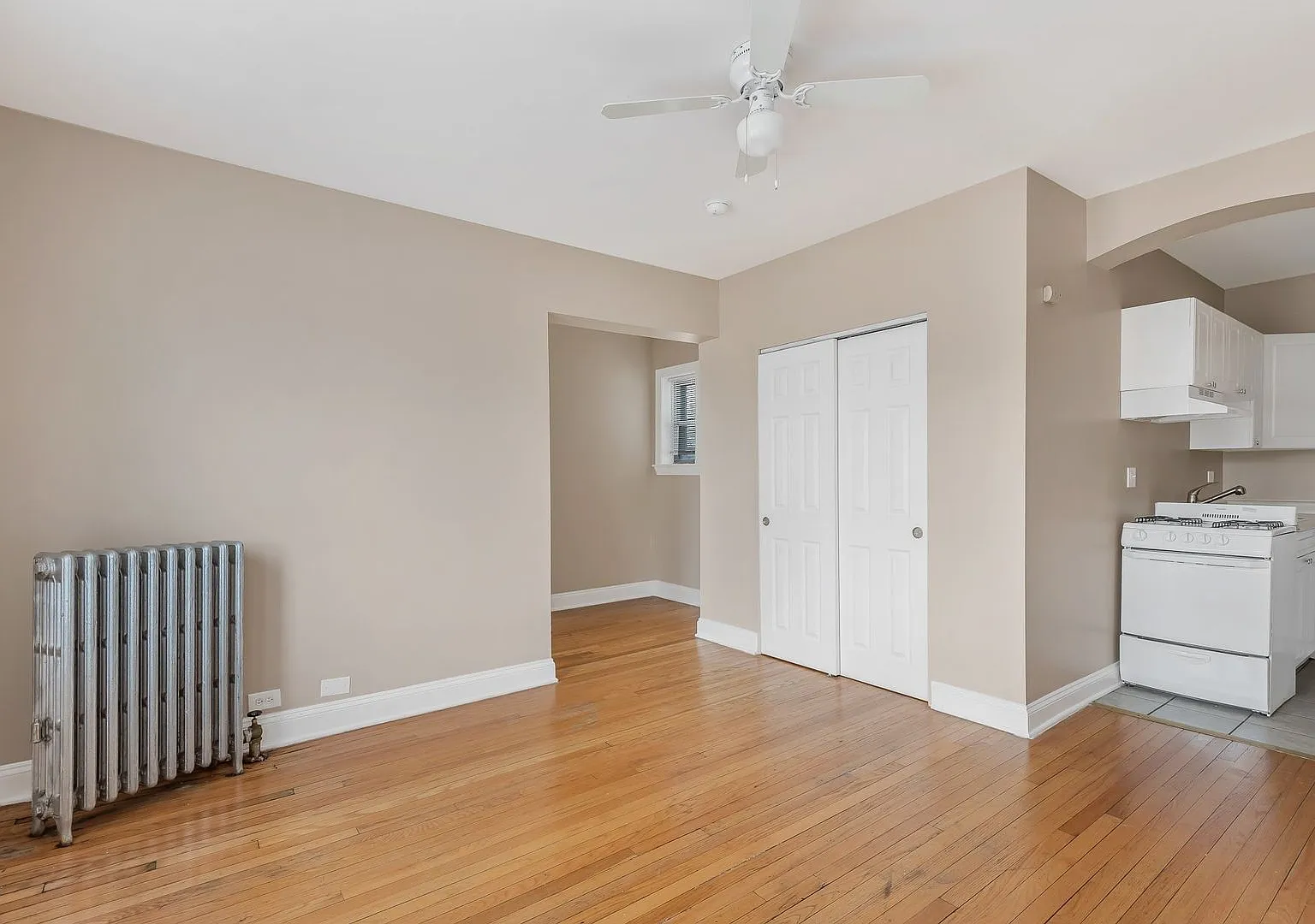 1 bed, $1,350 — Photo 3