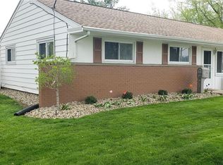 2906 Peterson Ln, Sandusky, OH