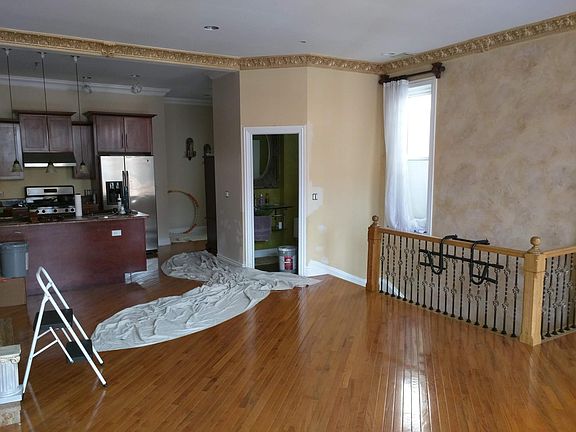 4th image of 2545 W Augusta Blvd Unit 2
