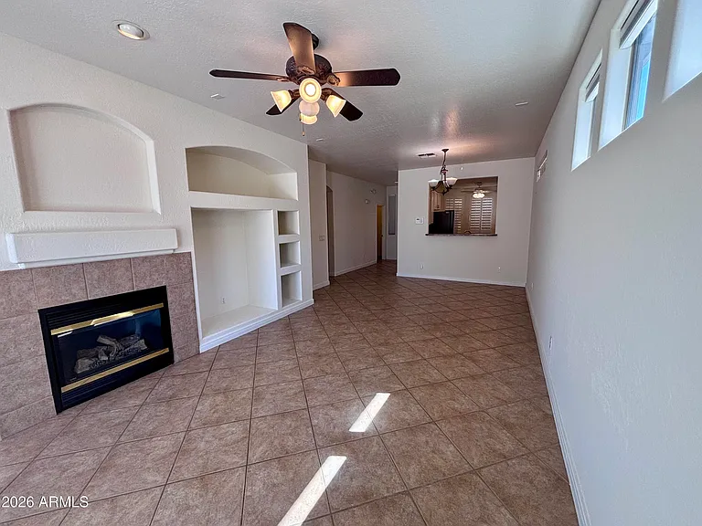5606 W Saint Anne Ave — Photo 18