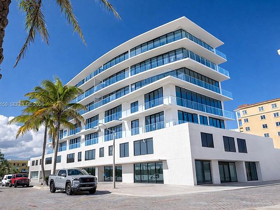 5th image of 3319 N Ocean Dr #609