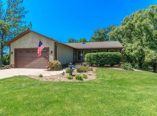 10181 Hoose Rd, Mentor, OH 44060