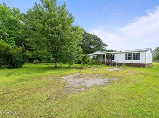 197 Tar Landing Rd, Holly Ridge, NC 28445