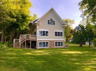 2656 Glen Eyrie Ln, Delavan, WI 53115