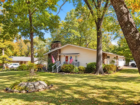 2501 Woodland Bluff Dr, Heber Springs, AR 72543