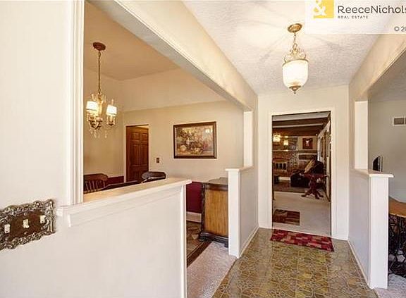 Entryway welcomes you to your living room, dining room, or family room
