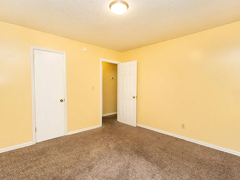 3884 Youngstown Rd #3884 — Photo 9