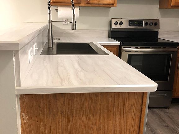 4th image of 102 Plantation Point Dr #102