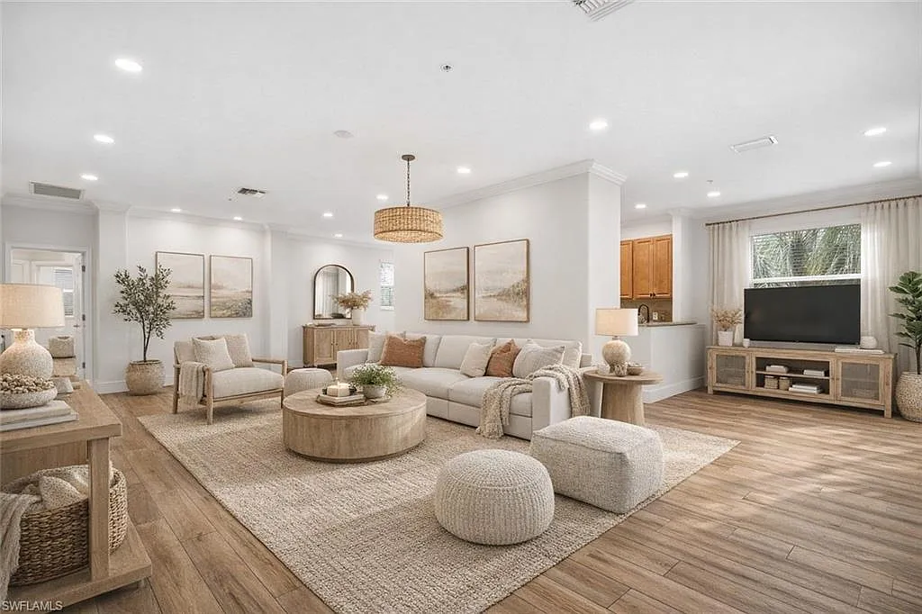 3 bed, 2.0 bath, 2095 sqft, $2,900 — Photo 4