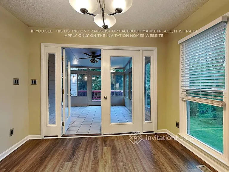 6926 Wolf Run Dr — Photo 9