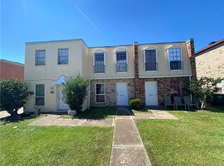 236 Helen St, Gretna, LA 70056