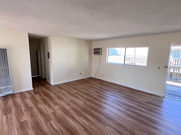 4th image of 18541 Vidora Dr #B