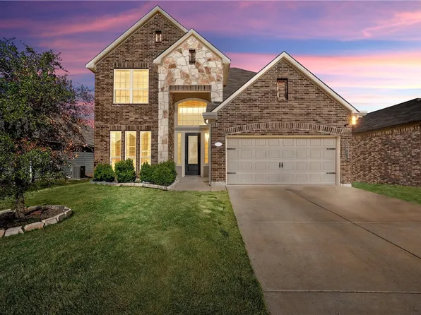 2912 Gilchrist Dr, Lorena, TX 76655