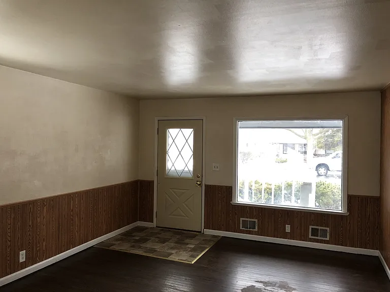 7866 W Palmetto Ave — Photo 7