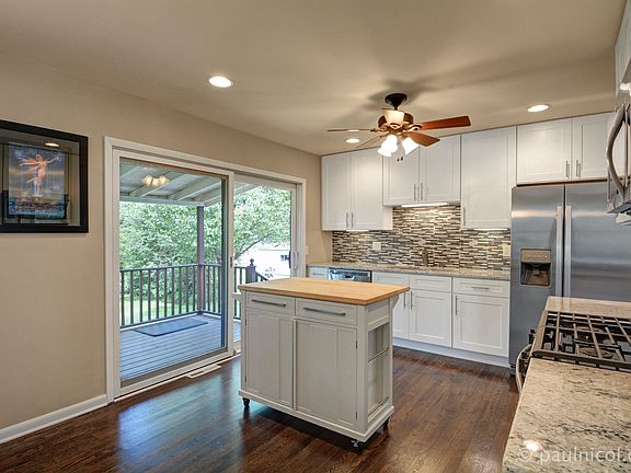 2nd image of 16326 Clark Ln