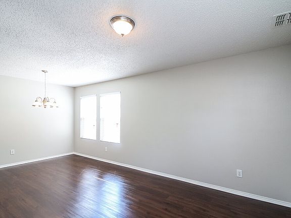5th image of 8737 Hunters Point Way