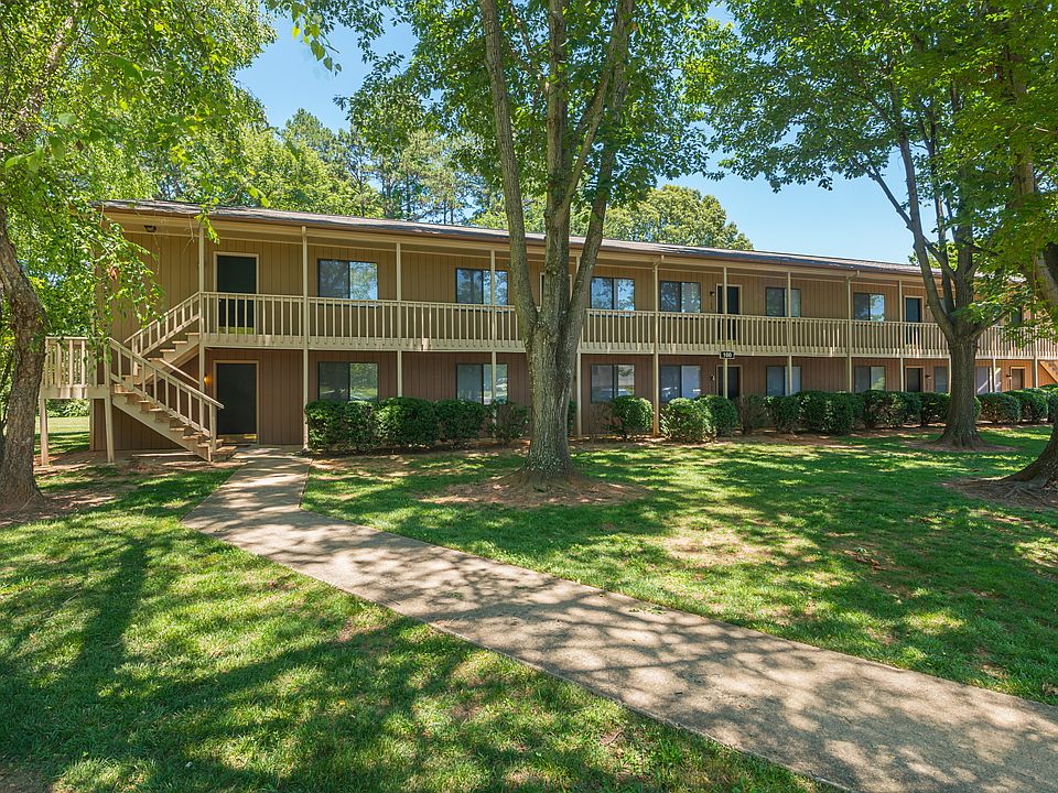 1st image of 50 Lakewood Dr #L711