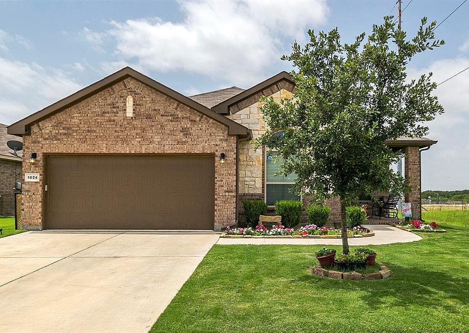1st image of 1024 Doe Meadow Dr