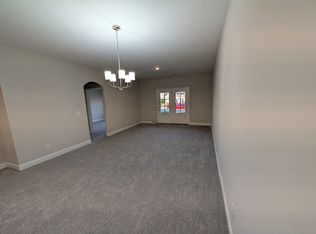 250 Cloverbrook Way, Gallatin, TN 37066