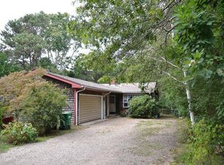 133 Greenwood Ave, Tisbury, MA 02568