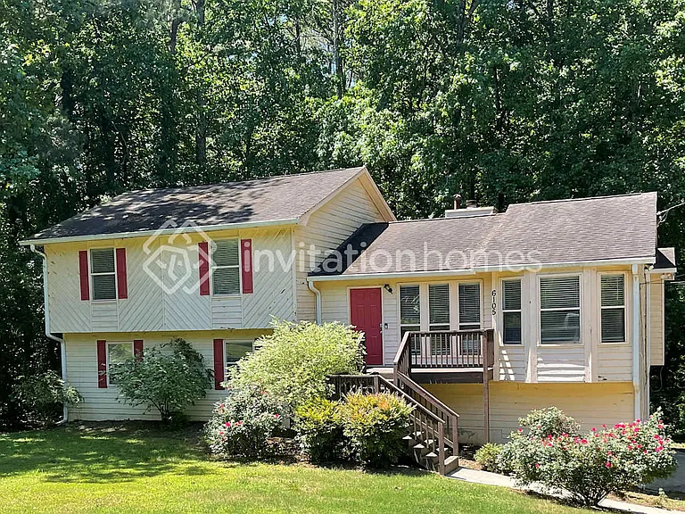 6105 Brook Ln — Photo 1