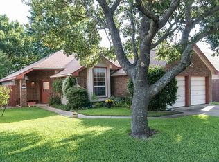 1171 Calvert Dr, Cedar Hill, TX 75104