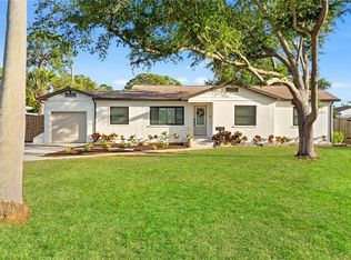 2310 Catalonia Way S, Saint Petersburg, FL 33712