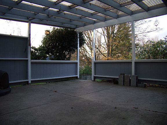 Huge Coivered Patio