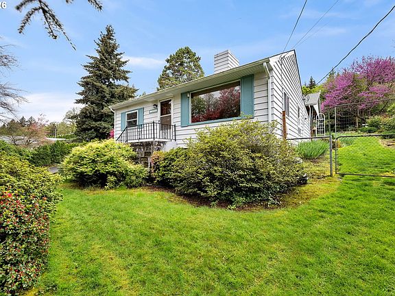 3rd image of 373 N Shepherd Rd