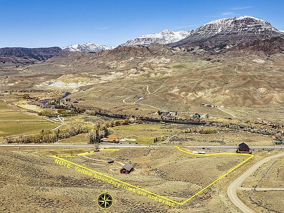 2nd image of 4 Whit Creek Rd