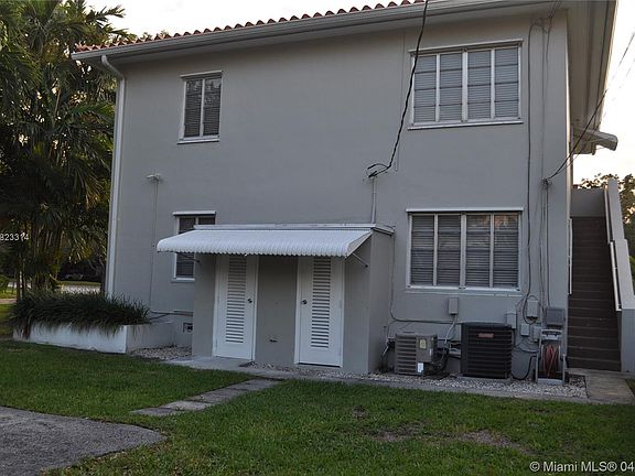 4th image of 2617 Segovia St #2