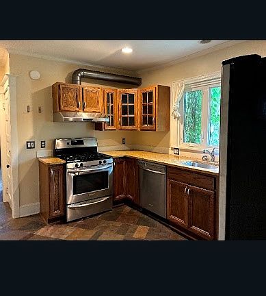 3rd image of 205 W Buffalo St #1