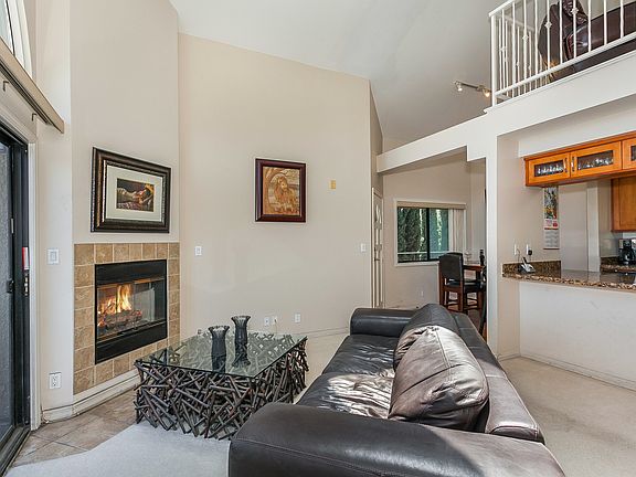 3rd image of 612 Nebraska Ave APT 305