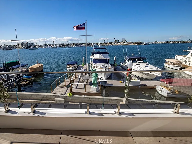 130 S Bay Front — Photo 50