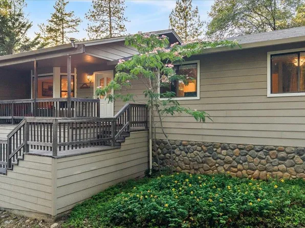 21787 Crystal Lake Dr, Sonora, CA 95370
