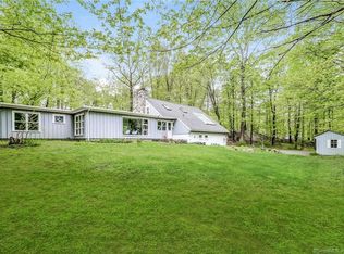 205 Old Stagecoach Rd, Ridgefield, CT 06877