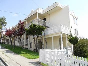 2nd image of 2303 Park Blvd APT 5