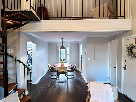 3rd image of 2998 S Columbus St #3216