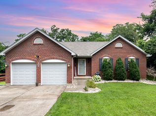 2711 Benjamin Ln, Hebron, KY 41048