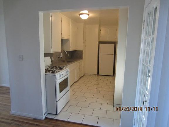 4th image of 1220 Havenhurst Dr APT 9