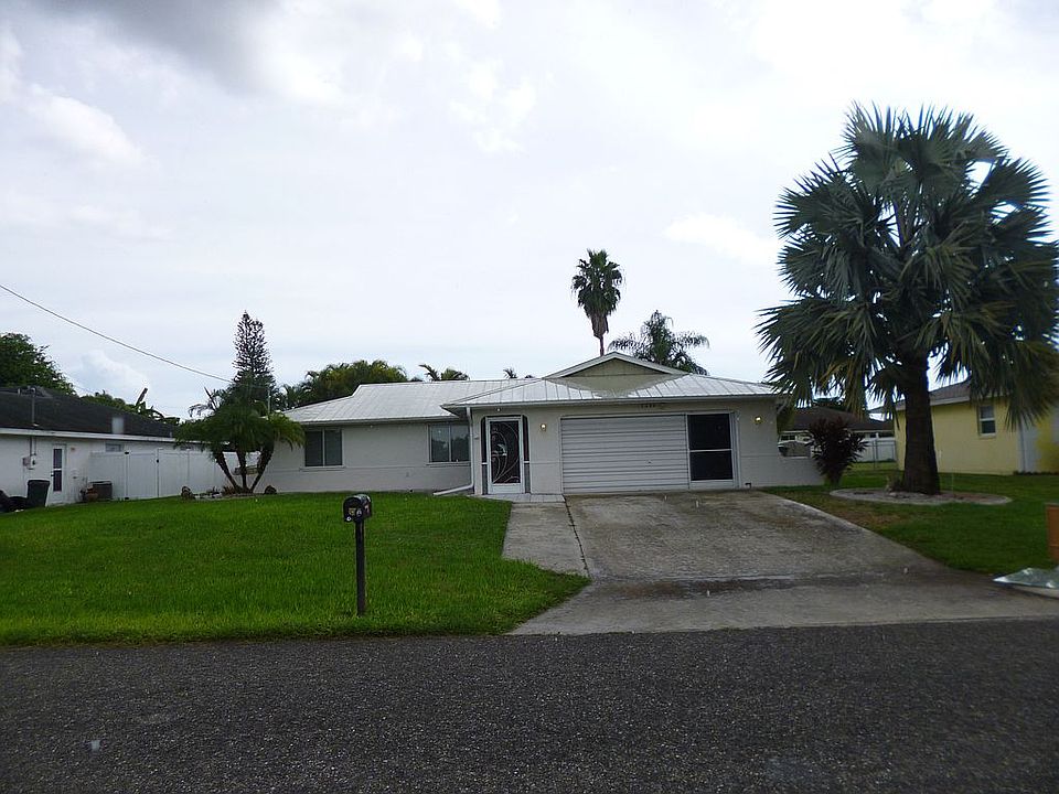 1st image of 1320 SE 17th St